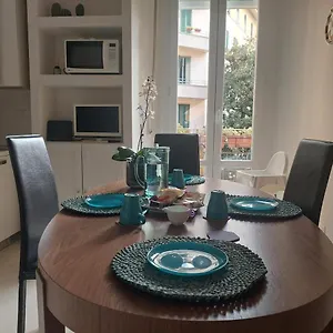 Appartamento Civico 37 Porta Romana, Milano