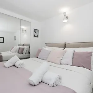 Appartamento Fashion Loft 8 Min To Duomo, Milano