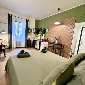 La Bella Charme 3 Km Away From Duomo/ Netflix & Wi-fi Included Milan