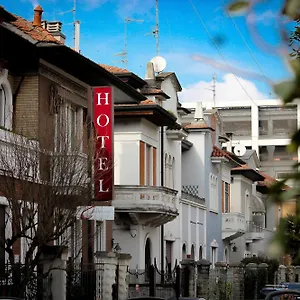 2* Hotell Rossovino